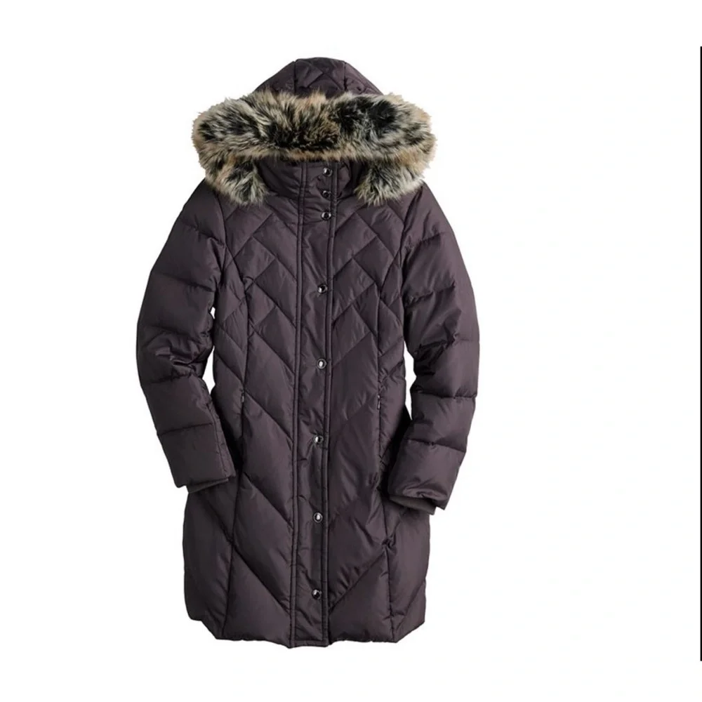 London Fog Women's Black Puffer Coat with Faux Fur Hood - Picture 3 of 8